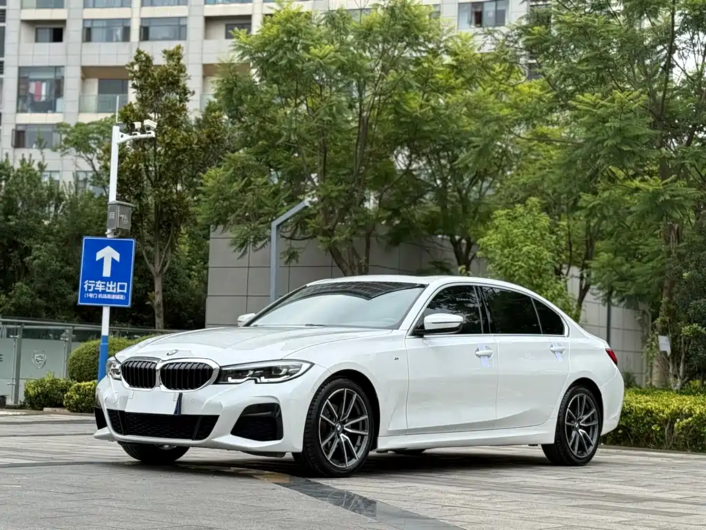 BMW 3 Series 2020
