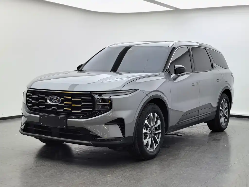 Ford Edge 2023 — фото 1