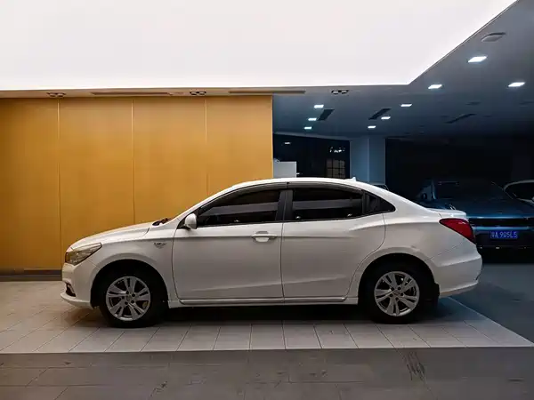 GAC Trumpchi GA3S Vision 2015