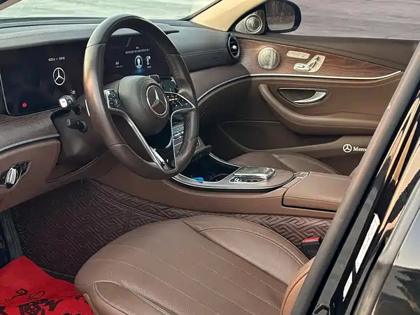 Mercedes-Benz E-Class 2023