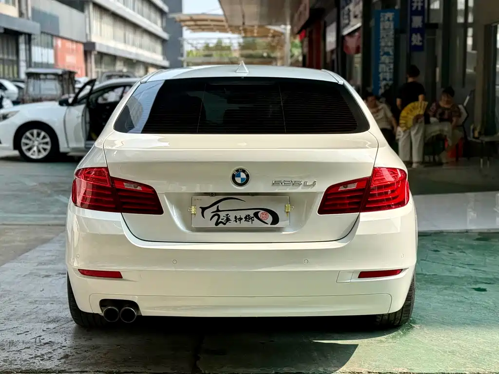 BMW 5 Series 2015