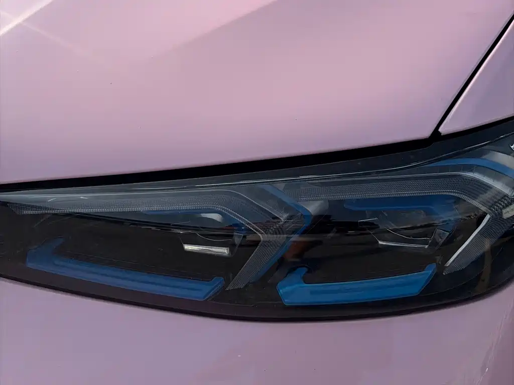 BMW 3 Series 2025