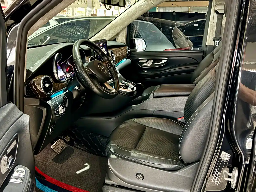 Mercedes-Benz V-Class 2019