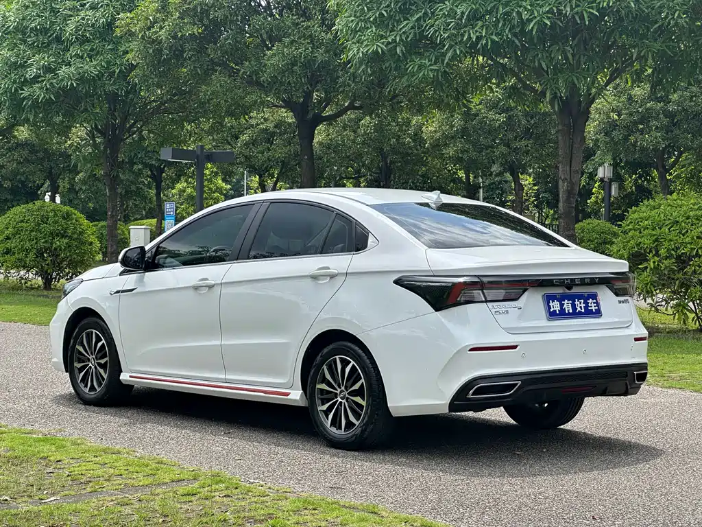 Chery Arrizo 5 PLUS 2023 — фото 28