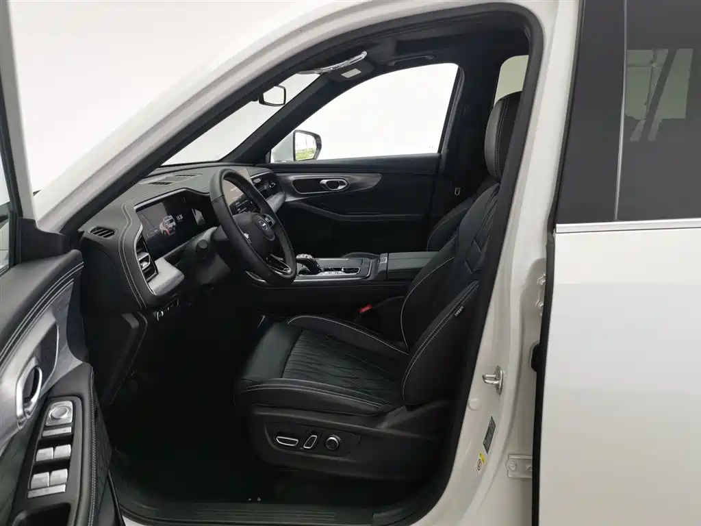 GAC Motor Trumpchi GS8 2025 — фото 10