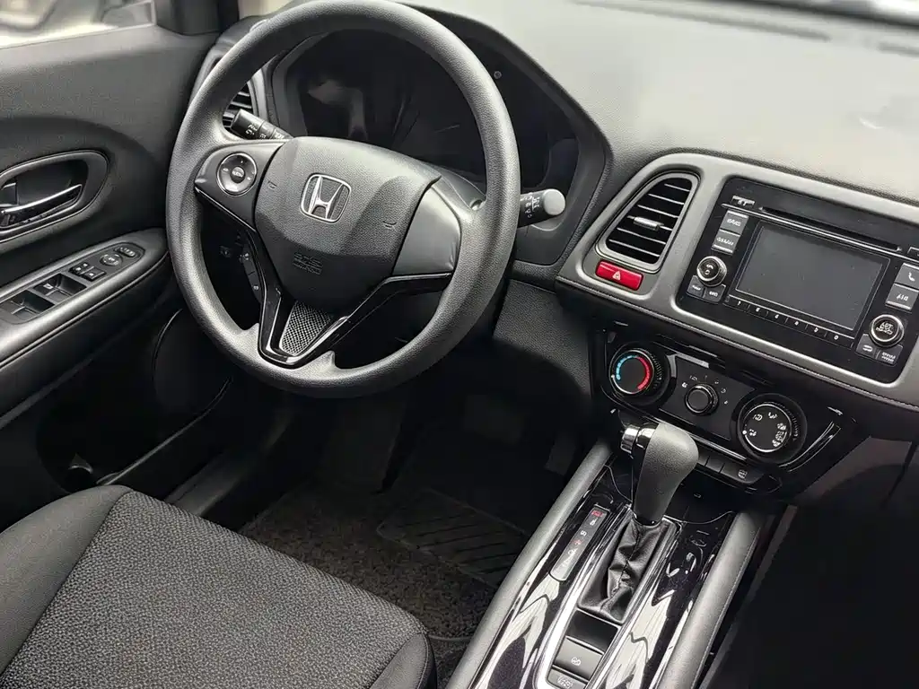 Honda Vezel 2015 — фото 11