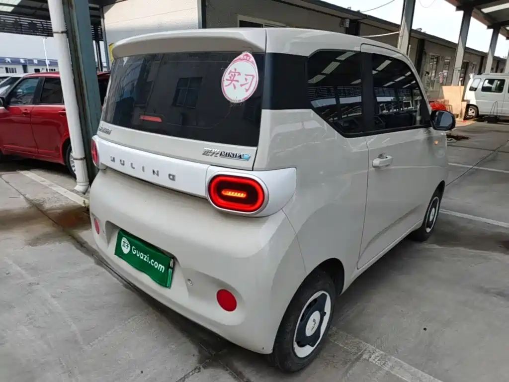 Wuling MINIEV 2025