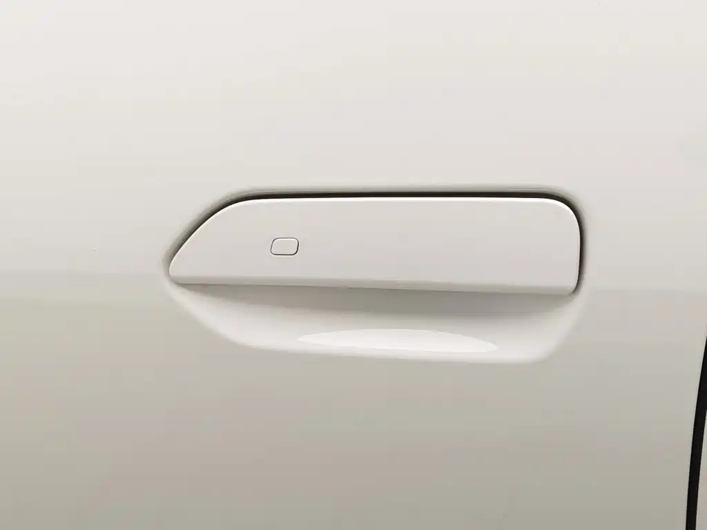 BYD Seal 06 2025 — фото 18