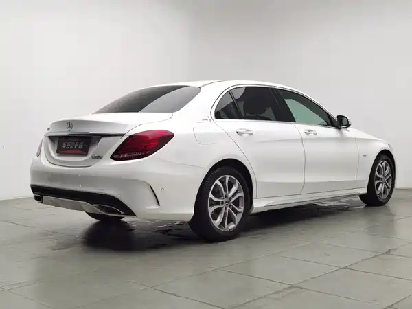 Mercedes-Benz C-Class 2018