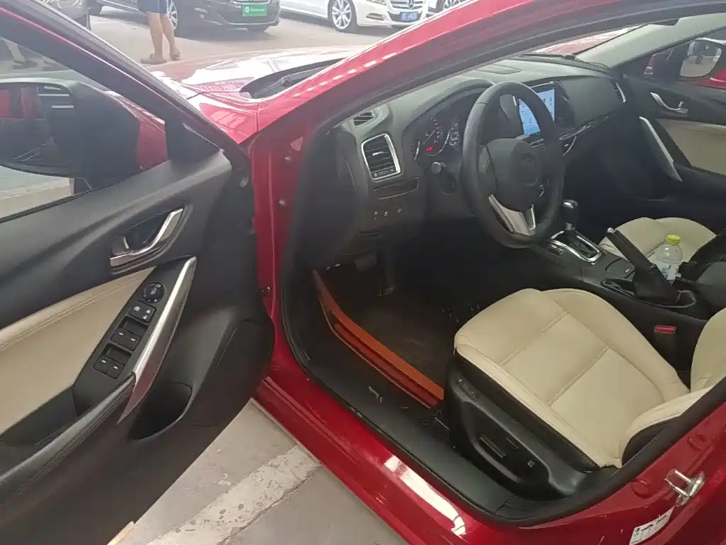 Mazda Atenza 2015 — фото 16