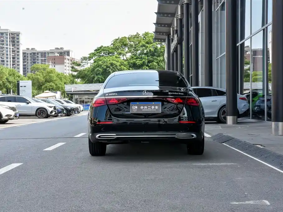 Mercedes-Benz E-Class 2026