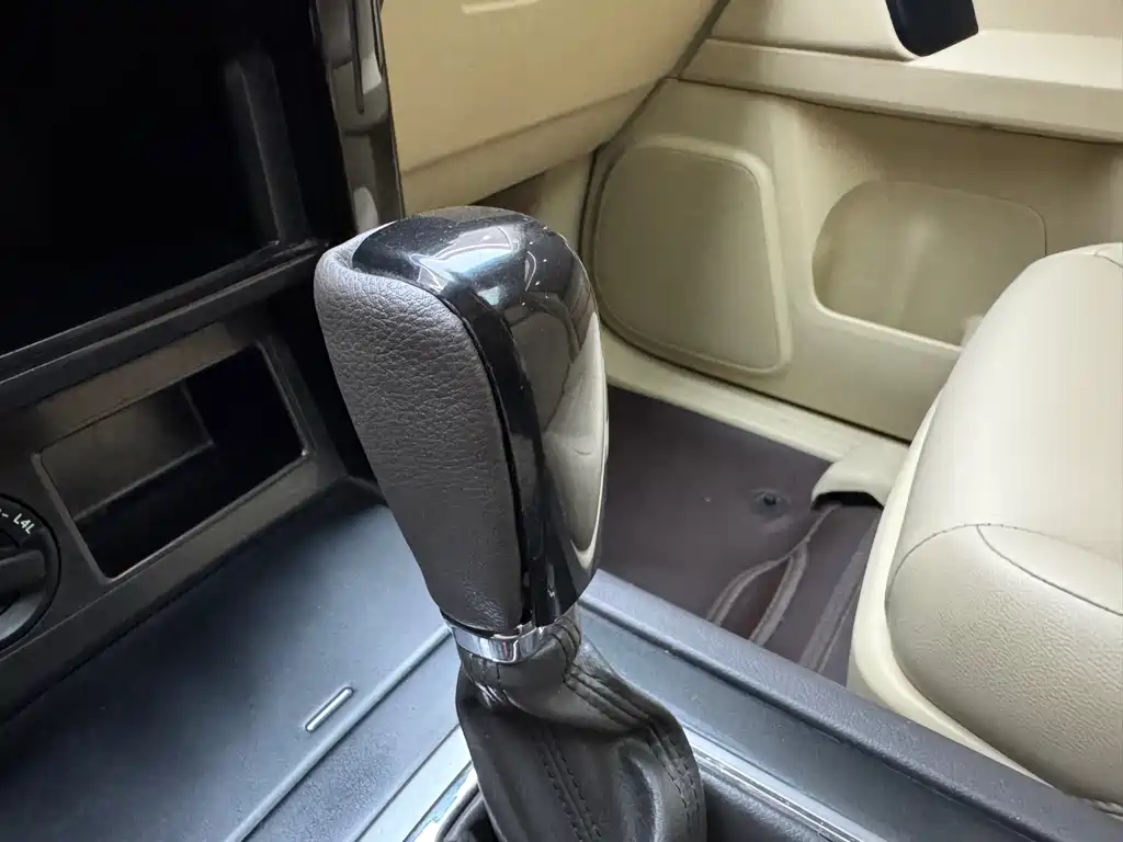 Toyota Prado 2017 — фото 25