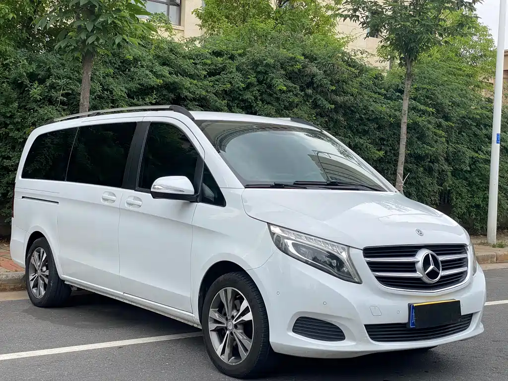 Mercedes-Benz V-Class 2017 — фото 3