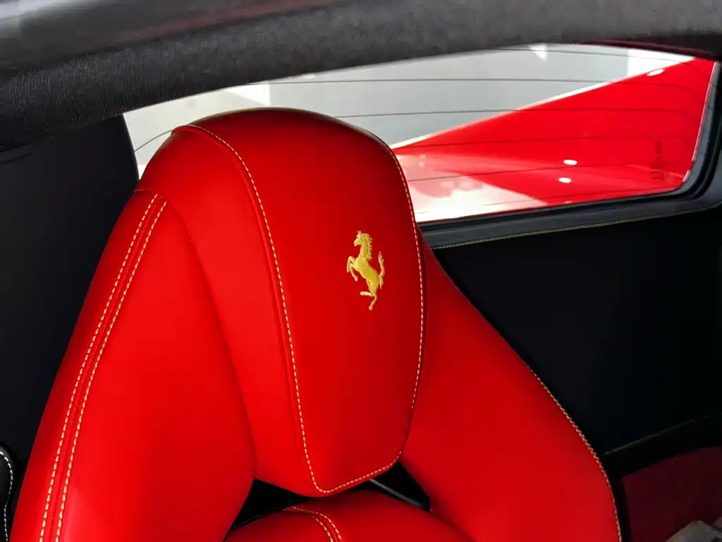 Ferrari F8 2022 — фото 14