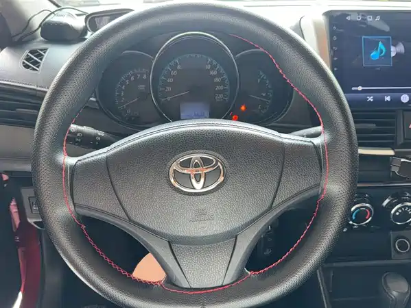 Toyota Yaris L 2017