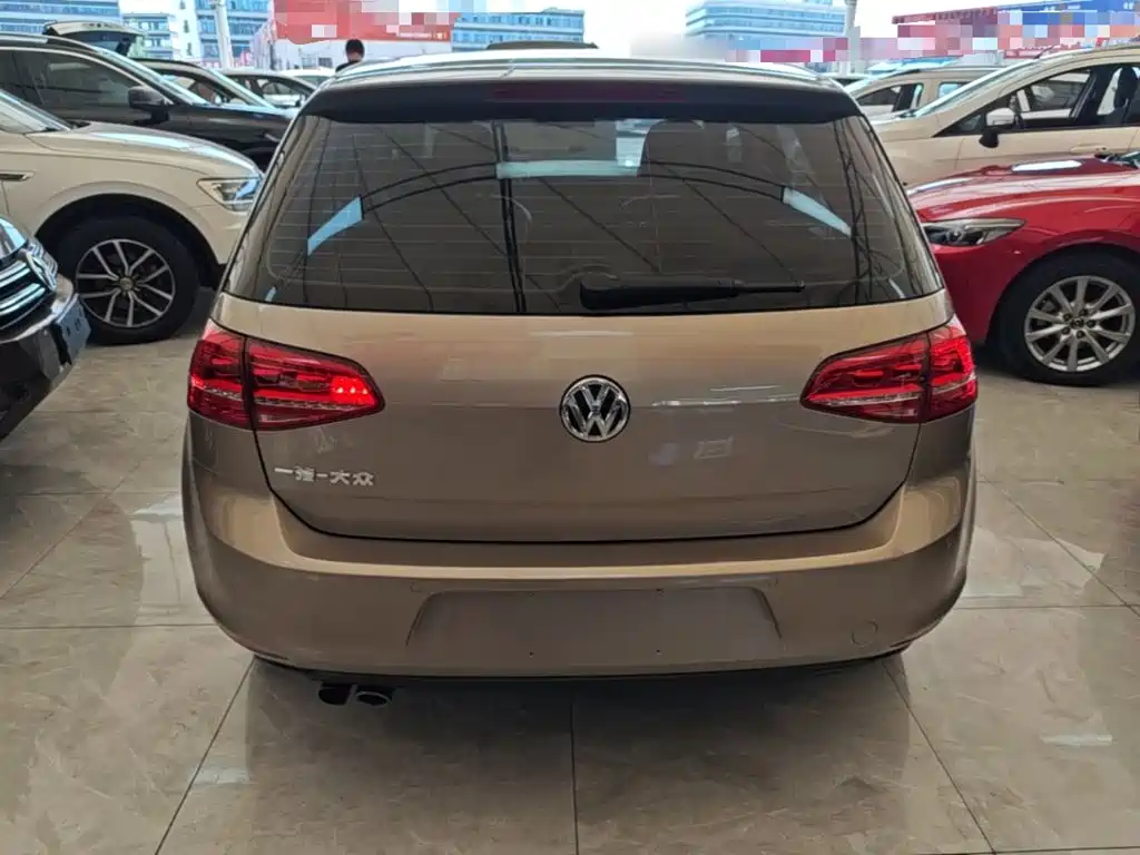 Volkswagen Golf 2016