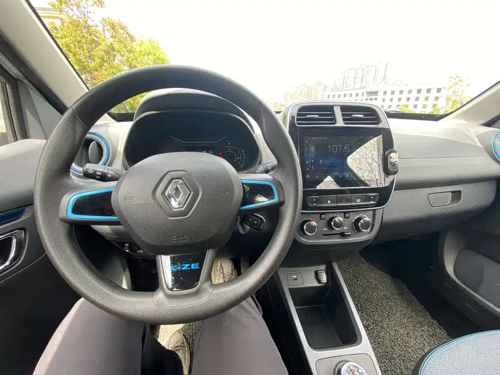 Renault City K-ZE 2020 — фото 14