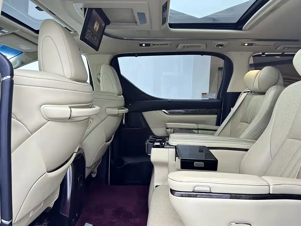 Toyota Alphard 2019 — фото 5