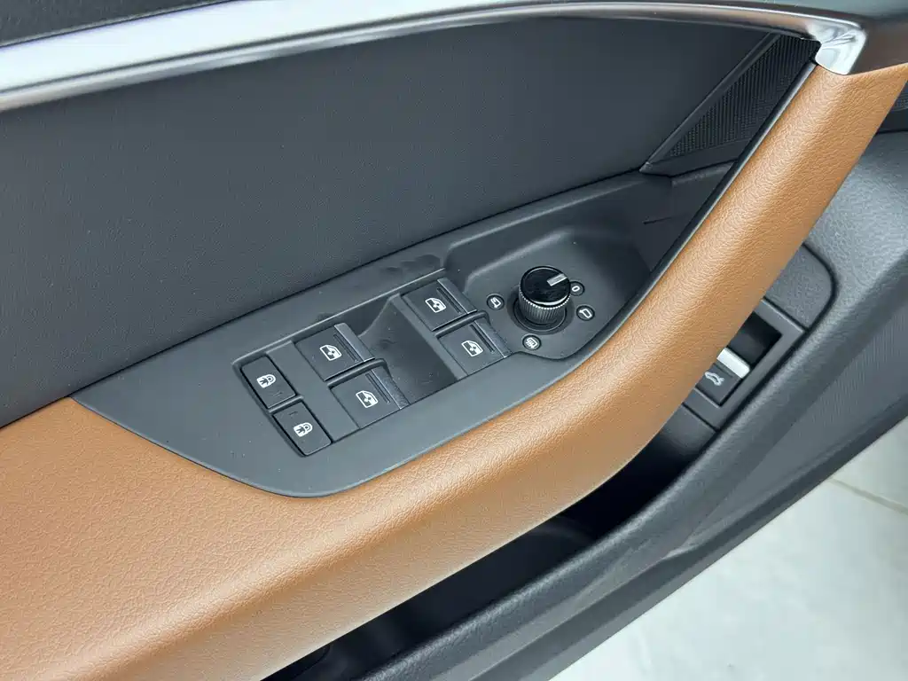 Audi A6L 2022 — фото 13
