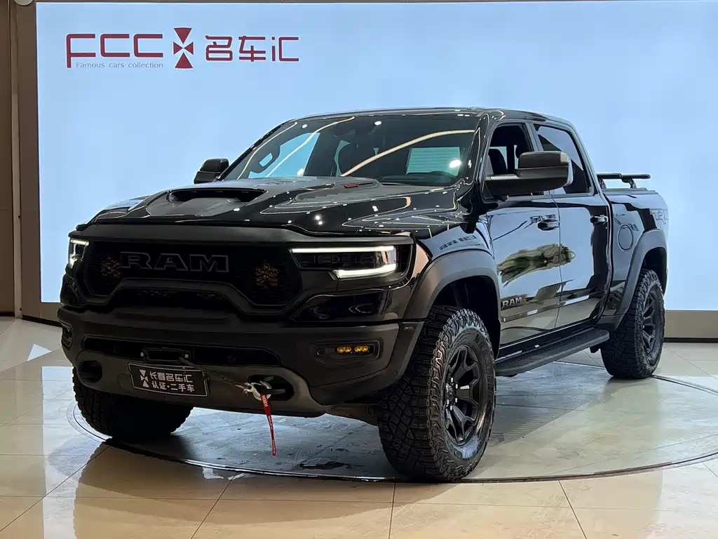 RAM Trucks 2022 — фото 1