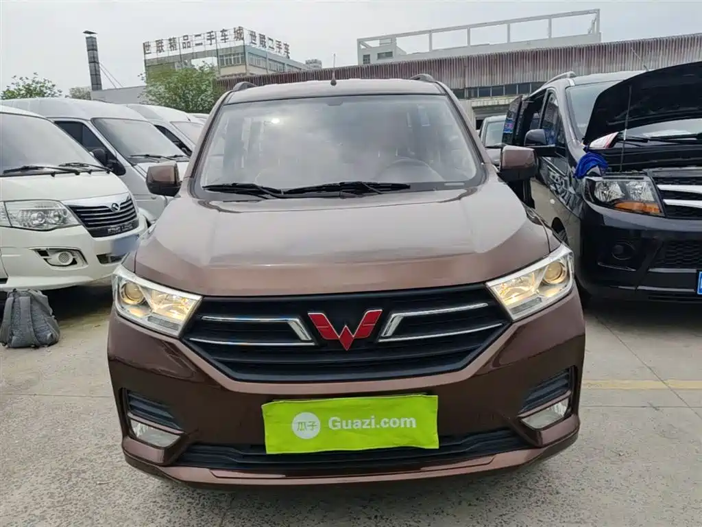 Wuling Hongguang 2019 — фото 3