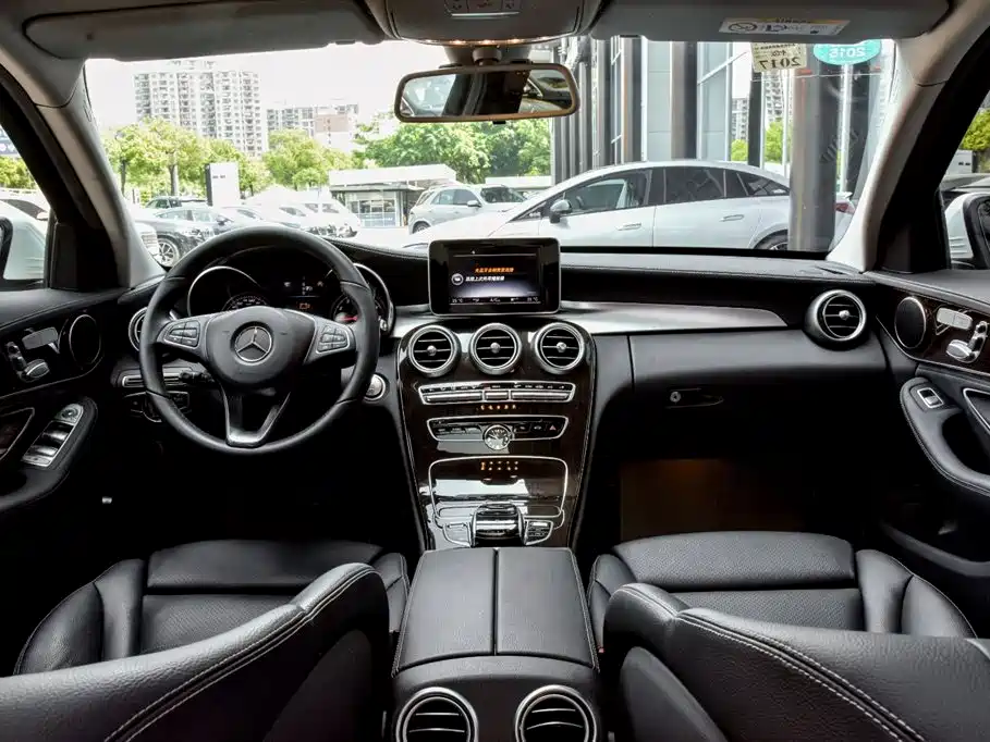 Mercedes-Benz C-Class 2015 — фото 11