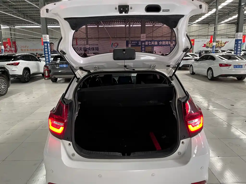 Toyota Vios FS 2021 — фото 13