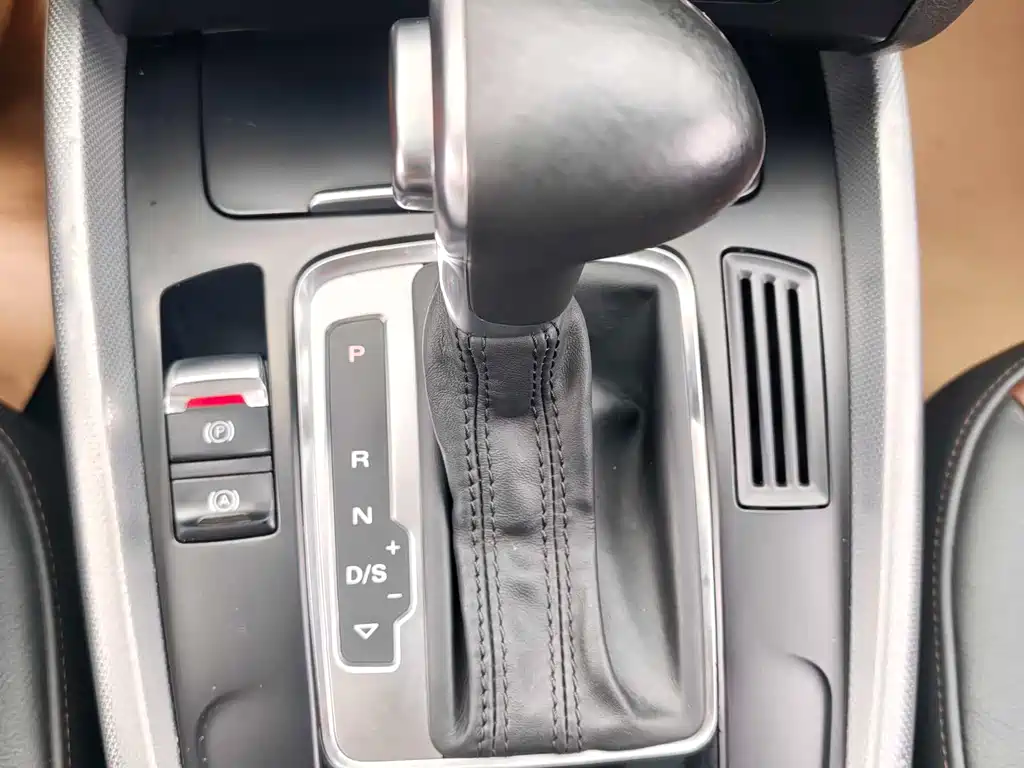 Audi Q5 2016 — фото 20
