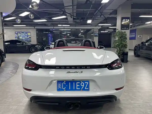 Porsche 718 2020