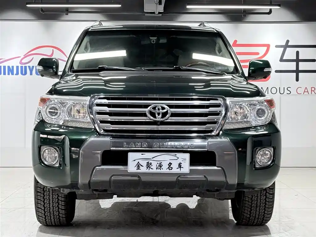 Toyota Land Cruiser 2014 — фото 2