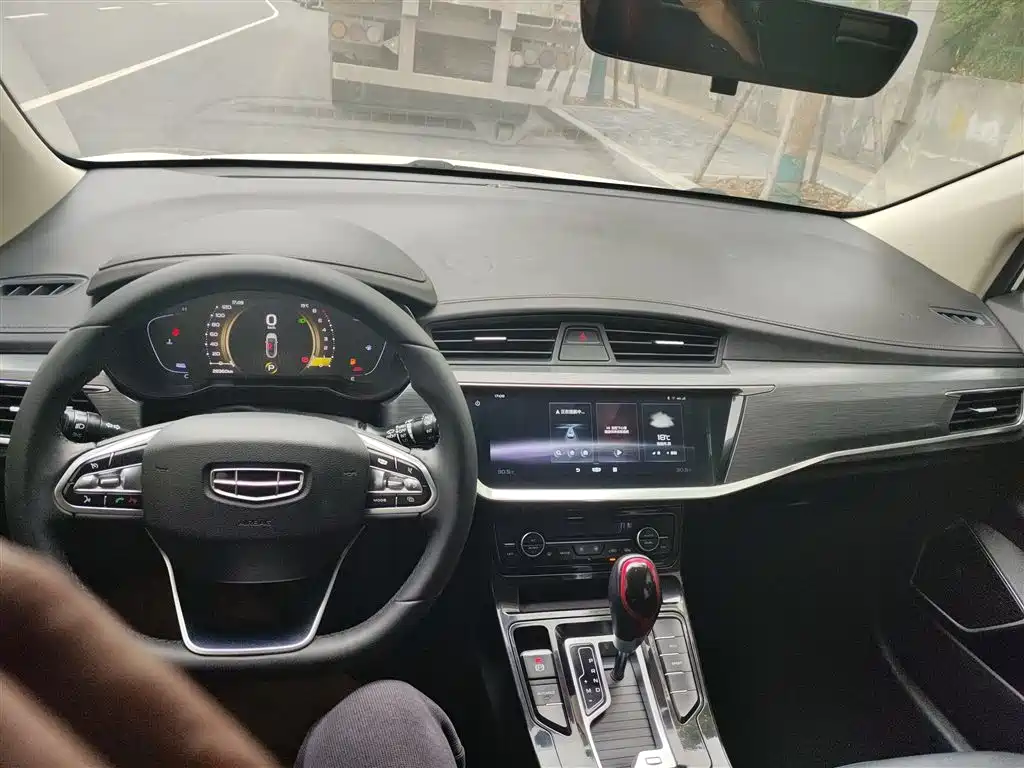 Geely Emgrand GS 2021 — фото 10