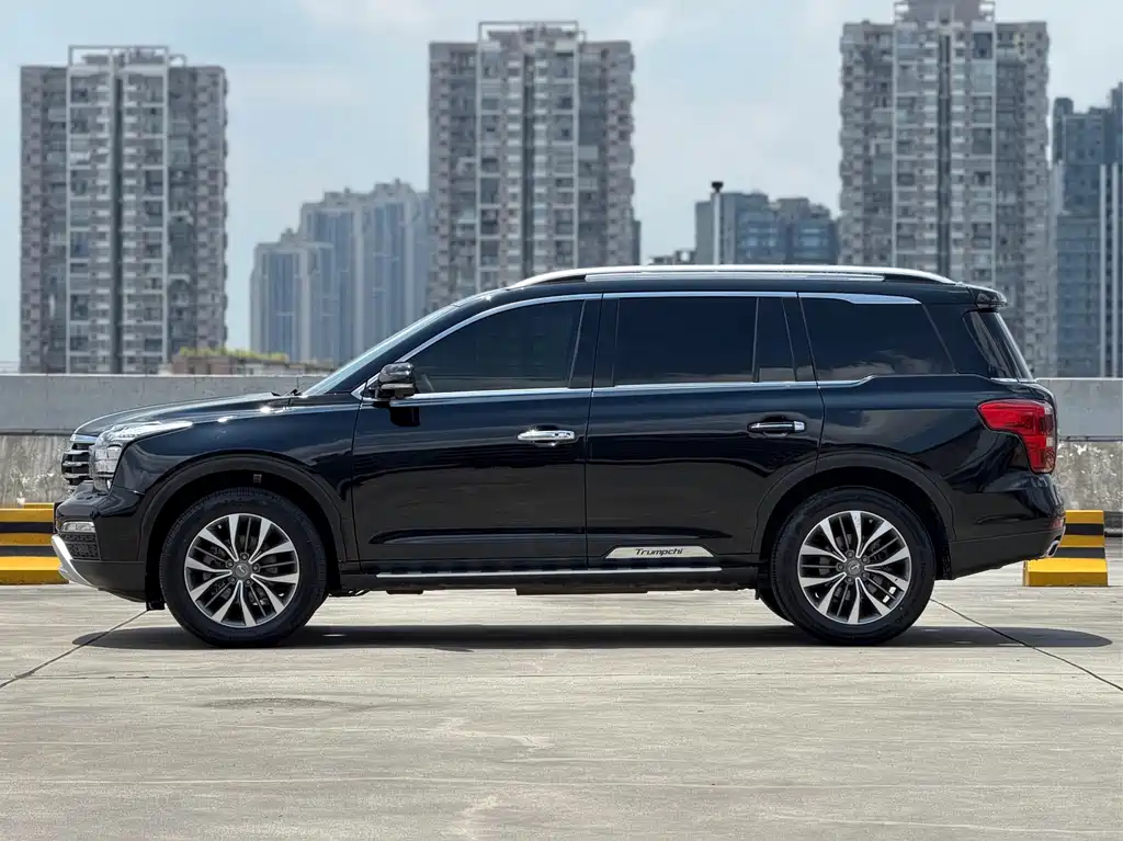 GAC Trumpchi GS8 2017 — фото 2