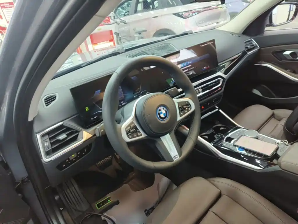 BMW i3 2022 — фото 10