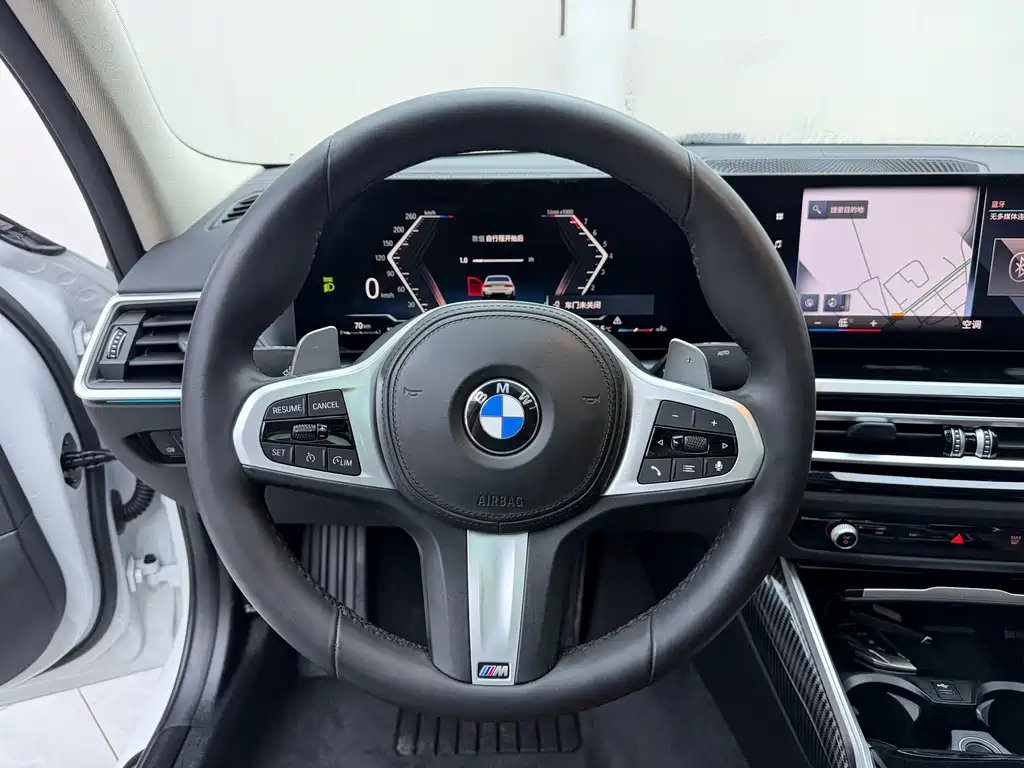 BMW 3 Series 2023 — фото 11