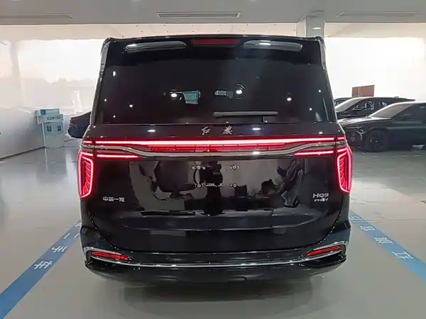 Hongqi HQ9 PHEV 2024