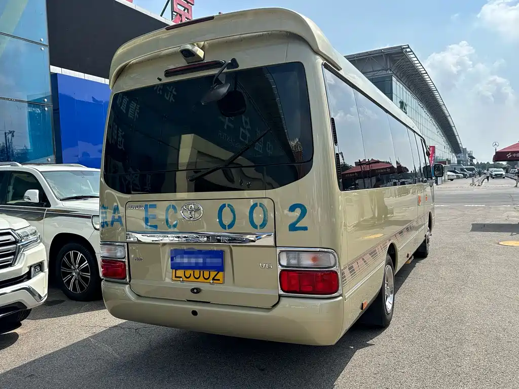 Toyota Coaster 2022 — фото 14