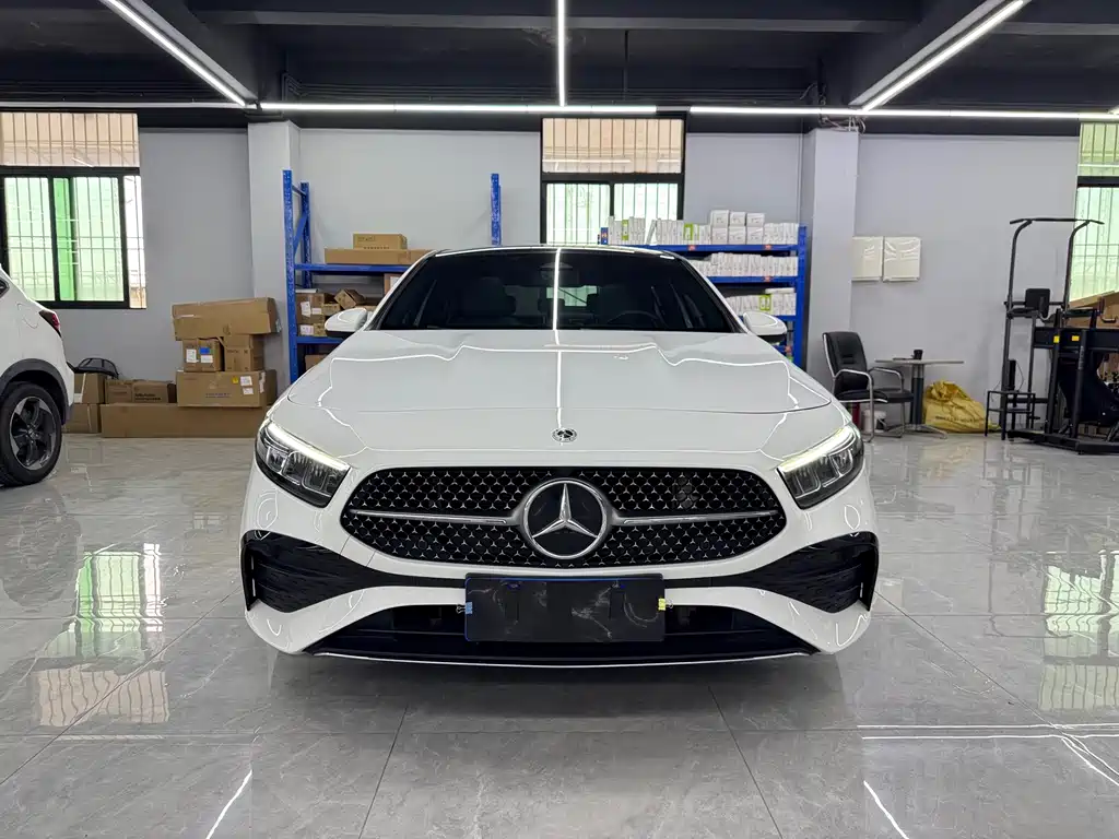 Mercedes-Benz A-Class 2023