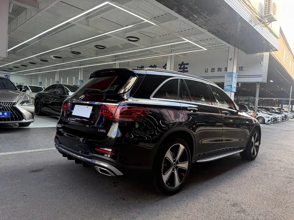 Mercedes-Benz GLC 2023 — фото 23