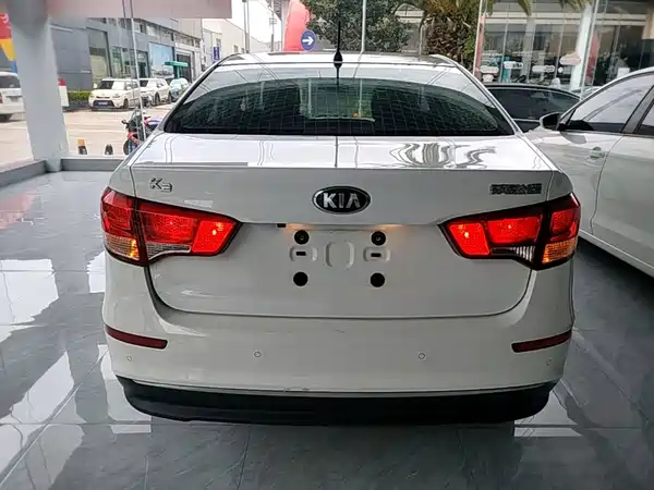 Kia K2 2016