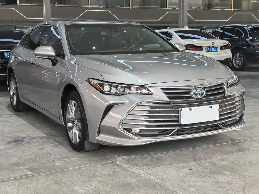 Toyota Avalon 2022 — фото 3