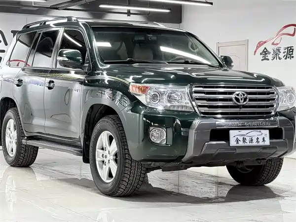 Toyota Land Cruiser 2012