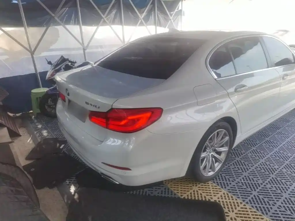 BMW 5 Series 2017