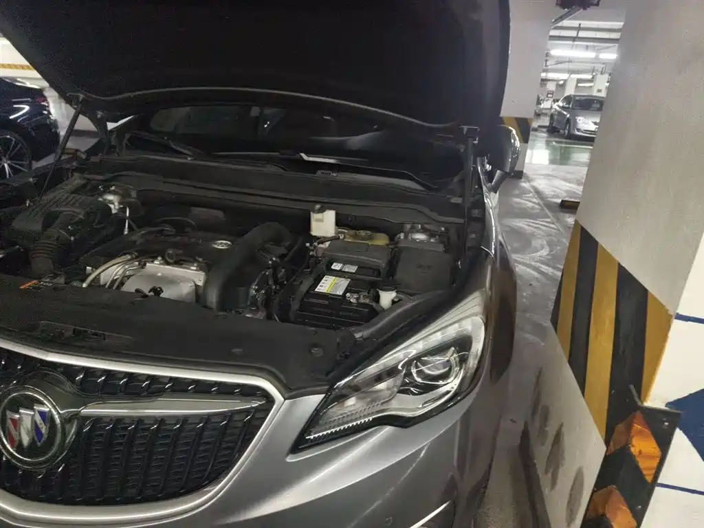 Buick Envision Plus 2018 — фото 23
