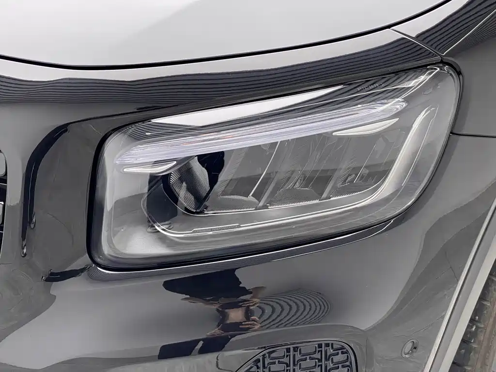 Mercedes-Benz GLB 2024 — фото 18
