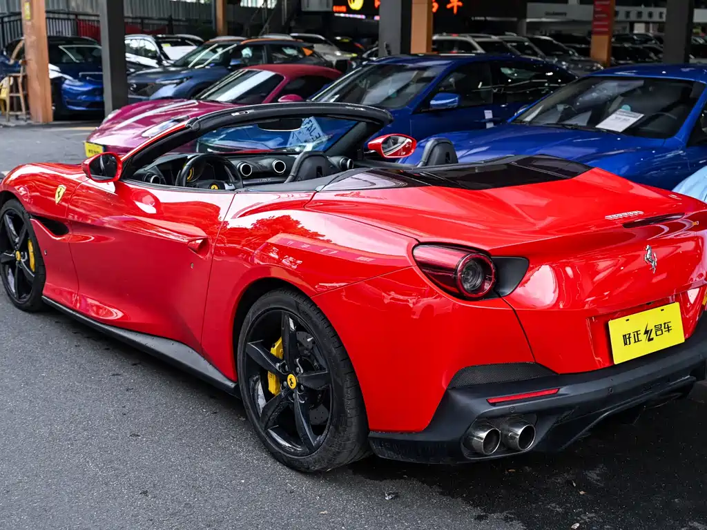 Ferrari Portofino 2019 — фото 12