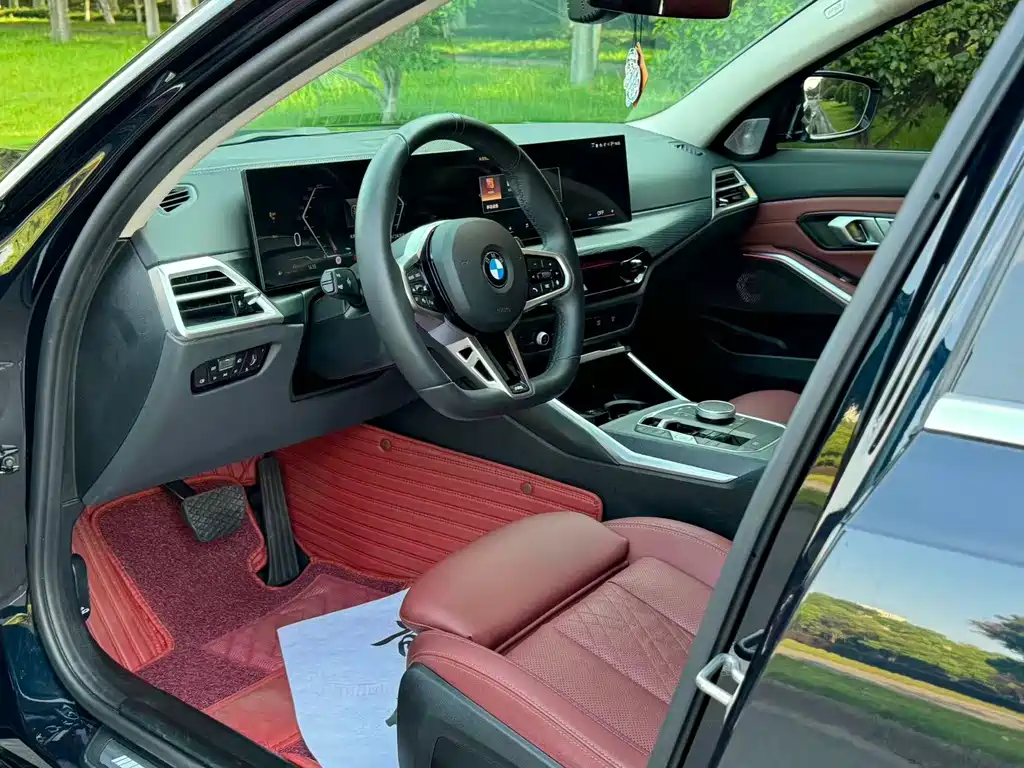 BMW 3 Series 2025