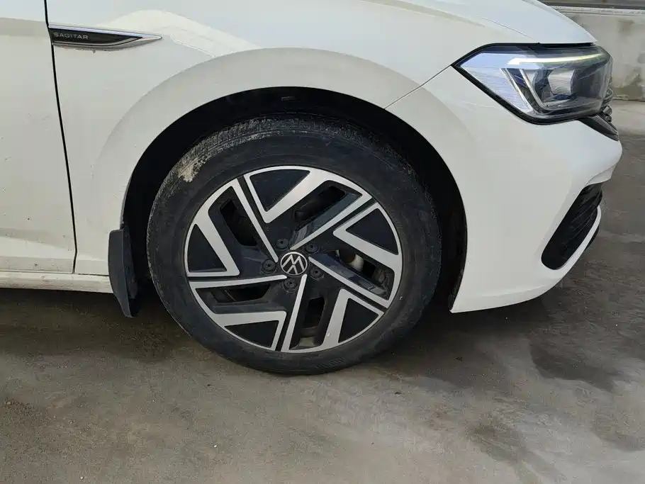 Volkswagen Sagitar 2023