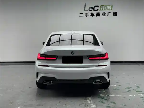 BMW 3 Series 2021