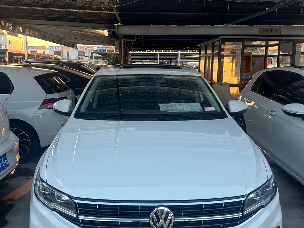 Volkswagen Bora 2021