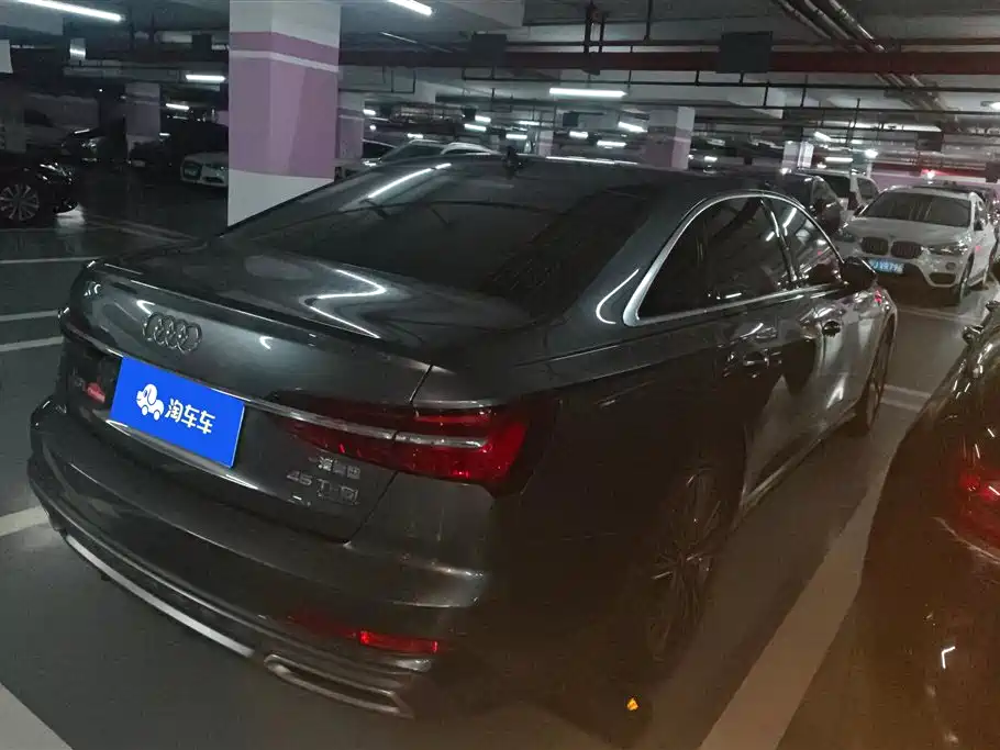 Audi A6L 2020